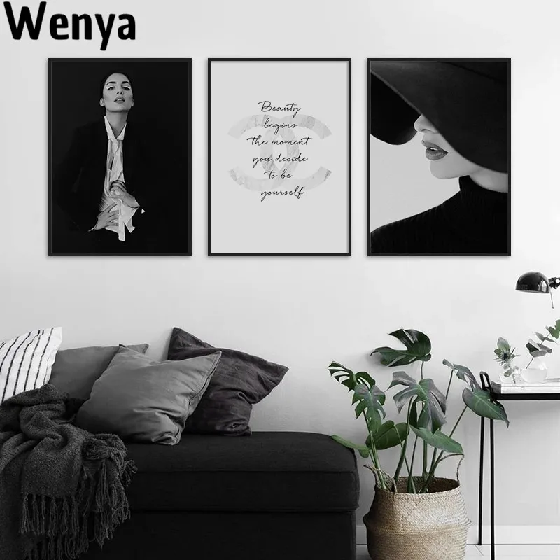 

Modern Art Fashion Canvas Painting Black White Women Sexy Lips Poster Print Nordic Style Wall Picture For Living Room Home Decor