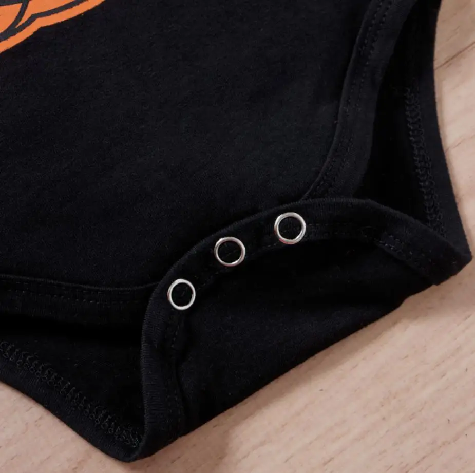 Рисунок 4 - Костюм для девочек на Хэллоуин