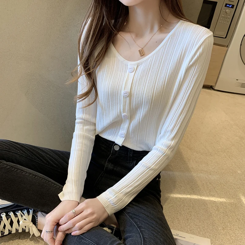 

Женские пуловеры МАЗ