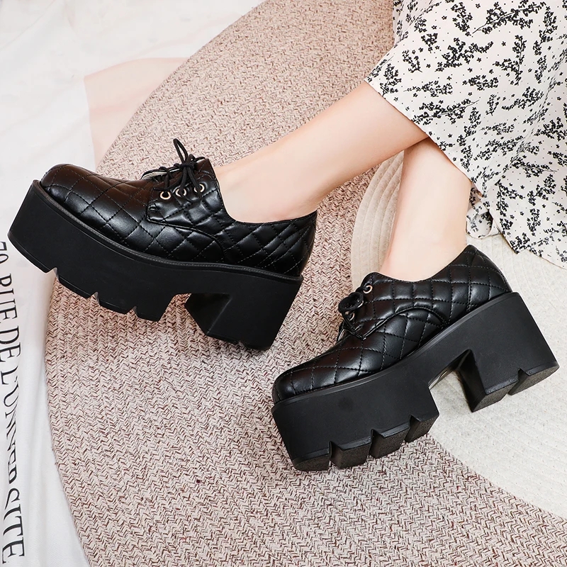 

Japanese Style Platform Shoes Mary Janes Heart Strap Block Heel Ladies Footwear Street Sweet Lolita Cosplay Platform