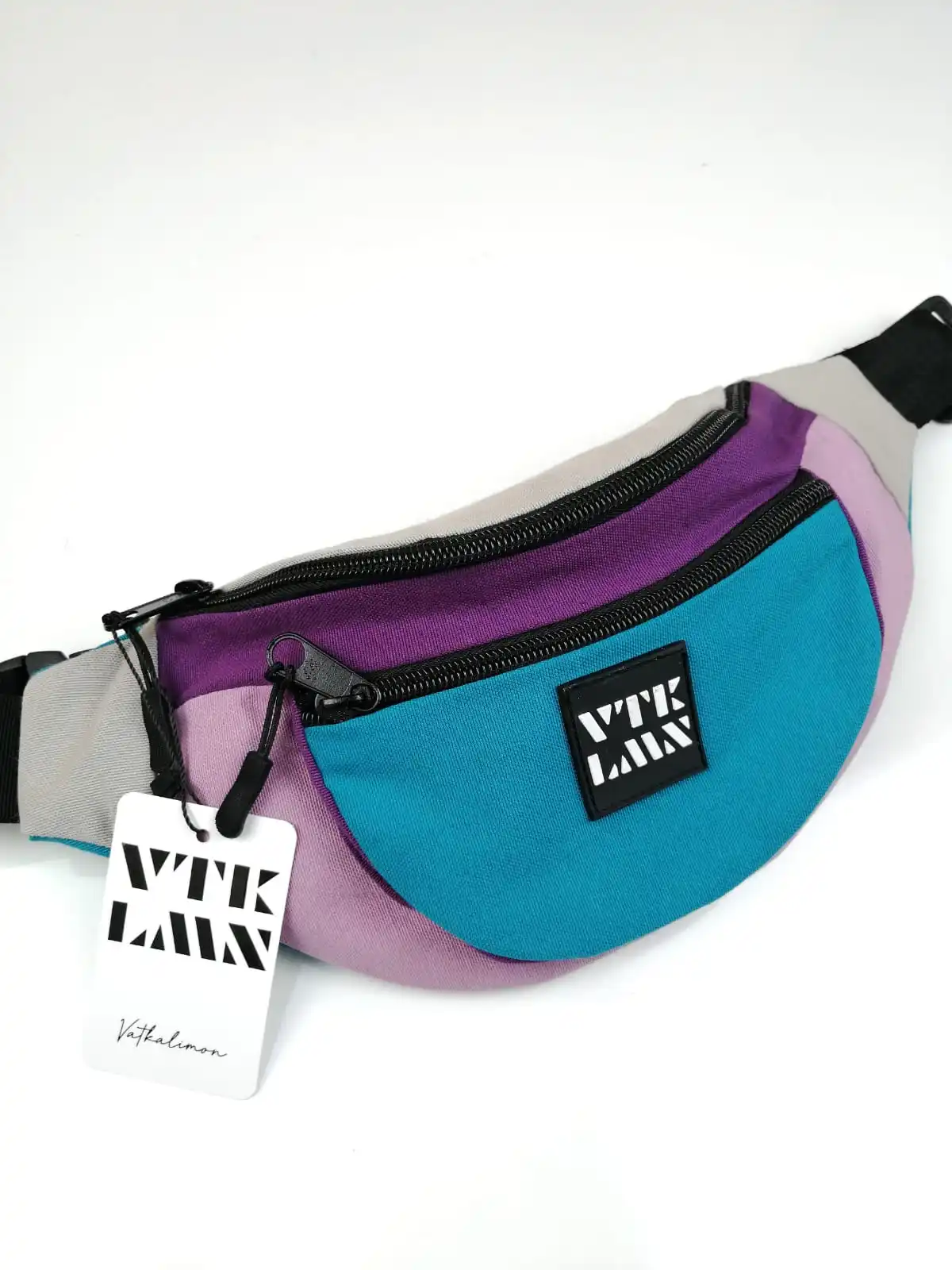 

Unisex Waterproof Colorful Shoulder and Waist Bag Turquoise Purple Lilac