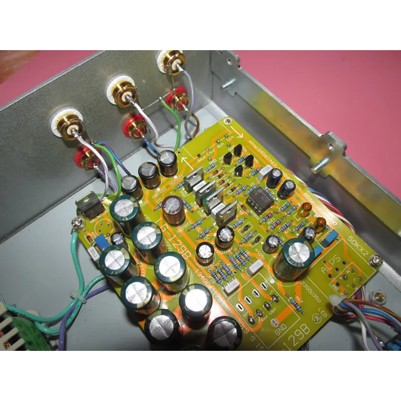 British Creek Audio OBH-11 усилитель для наушников линейный предусилитель двухцелевой