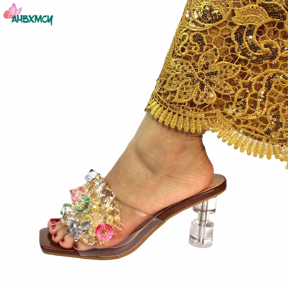 

Кофейно-коричневый цвет Новые поступления зрелые Итальянские женские туфли с прозрачной аппликацией удобные каблуки для савечерние