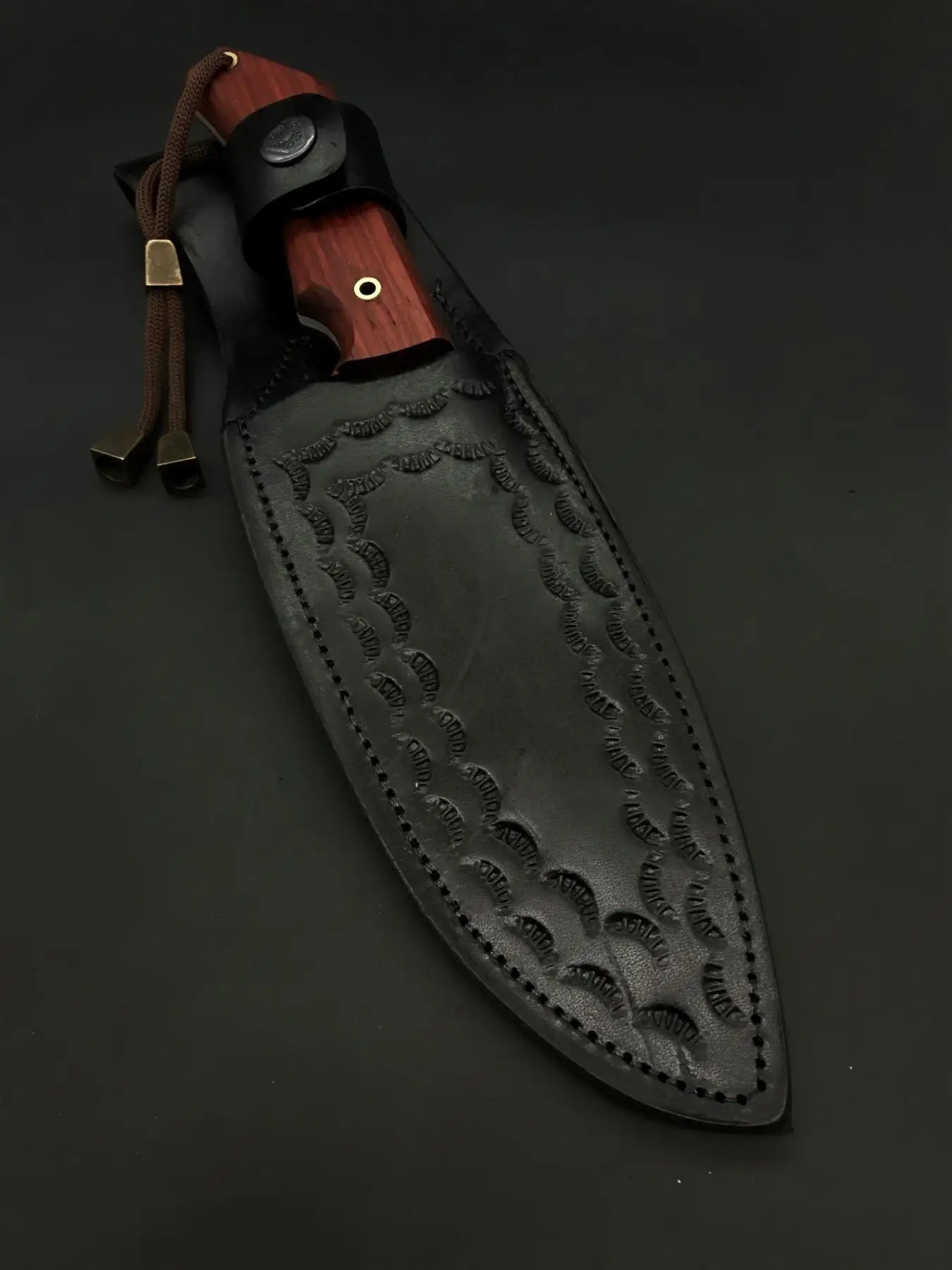 

Handmade Bushcraft Hunting Knife BB102