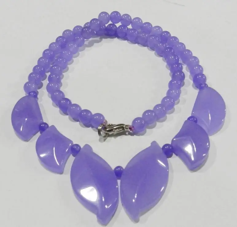 Ожерелье в форме листьев из искусственных бусин цвет сирень 18 дюймов Модные