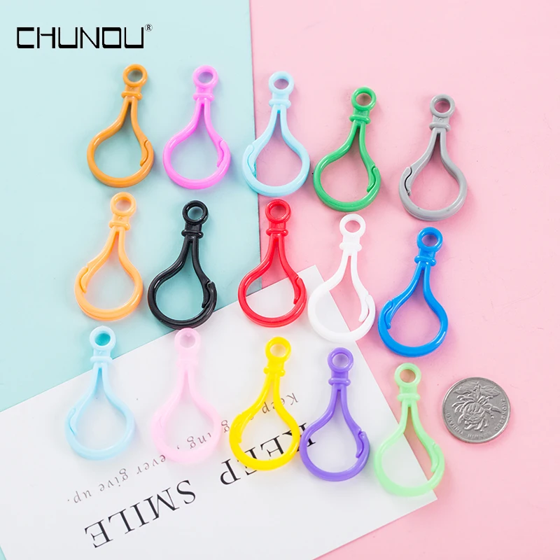 50PCS Plastic Candy Color Key Hook Charms Light Bulb Buckle Chain Toy Accessories Gourd Doll Charm Wholesale | Украшения и