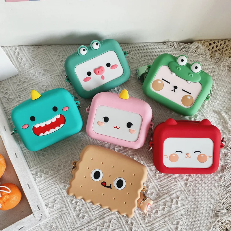 

Детские сумки, новинка 2020, сумка через плечо, милая мультяшная сумка-мессенджер, модная силиконовая мини-сумка через плечо для мальчиков и д...