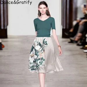 Высококачественные новые женские модные вязаные пуловеры с v-образным вырезом Топы + юбка трапециевидной формы с принтом комплекты из 2 предметов офисный Рабочий костюм