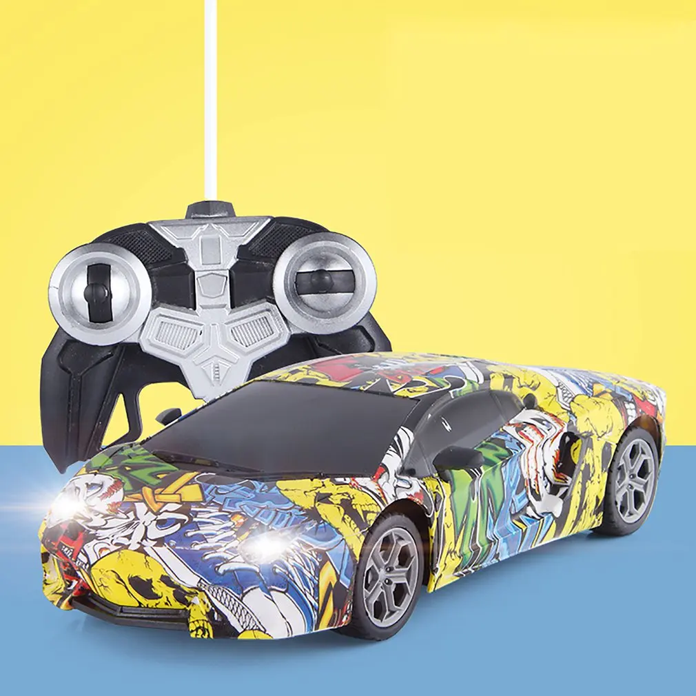 Четырехколесный автомобиль для быстрого дрифта с дистанционным управлением