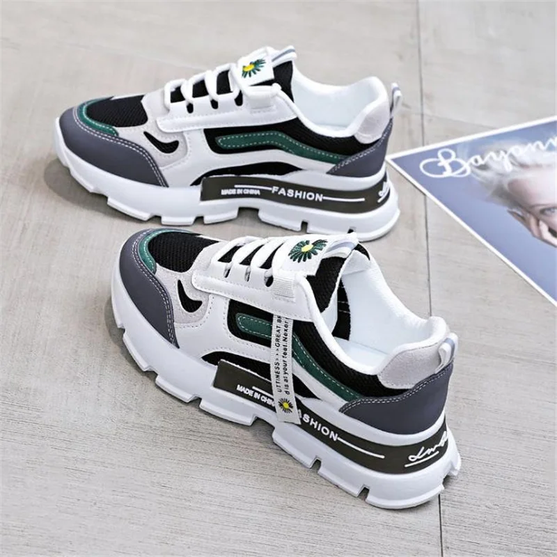 

Daddy shoes women 2021 new women's shoes net celebrity hot style Korean female students breathable sneakers women running shoes