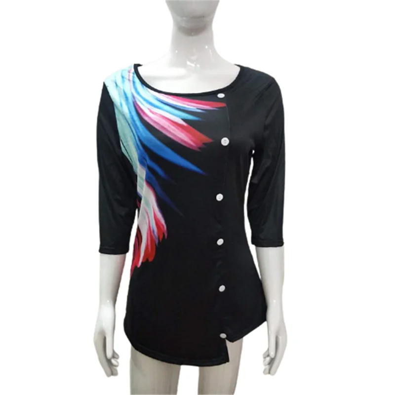 Женская футболка с коротким рукавом круглым вырезом и принтом на