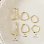 Простой покрытые золотом полые пальто неправильной формы со складками кулон diy Ювелирные серьги ручной работы аксессуары материалы