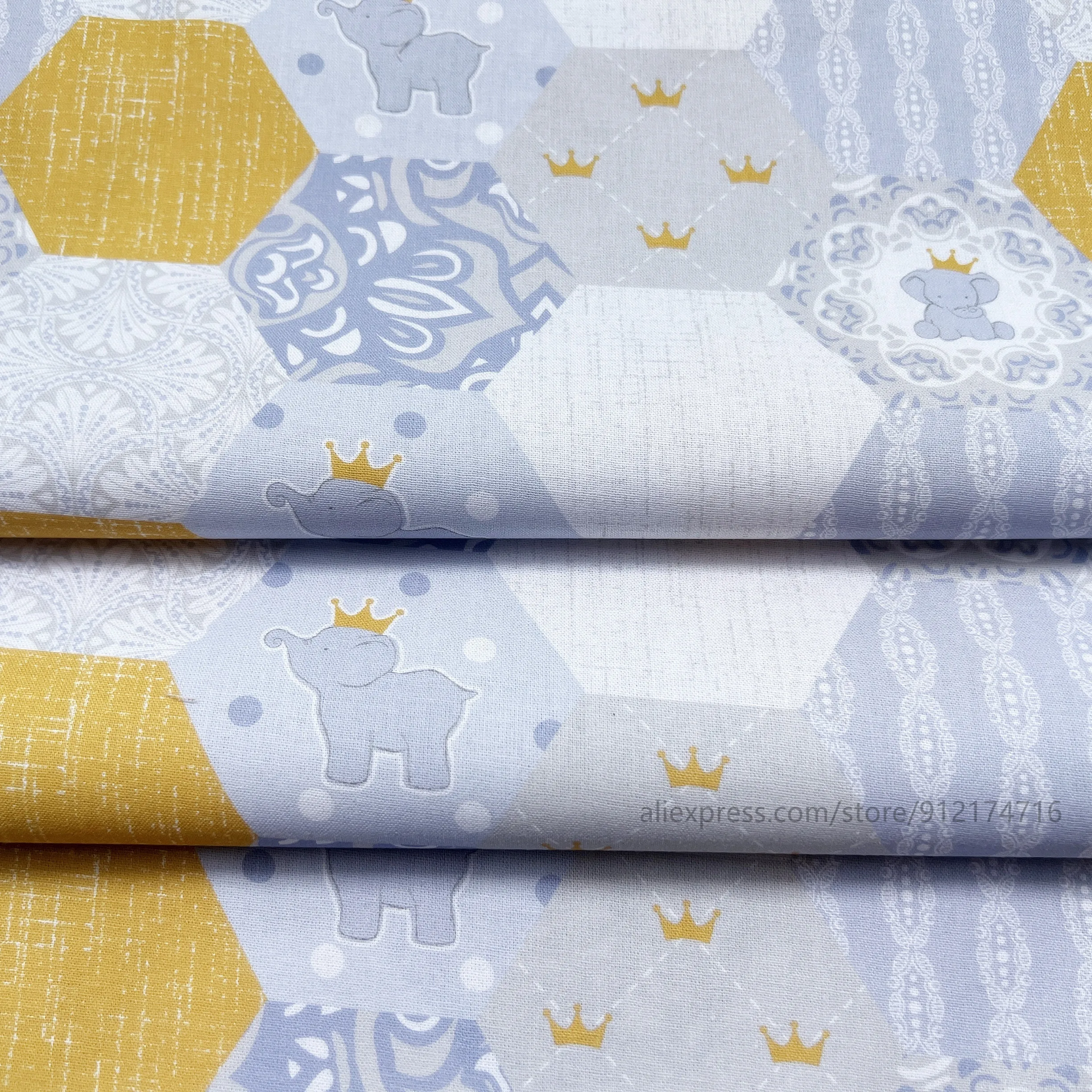 Хлопковая ткань в стиле пэчворк с изображением милого слона 50x110 см детский