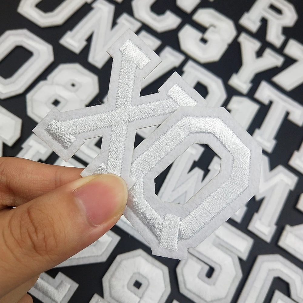 Нашивки с вышивкой сделай сам белые наклейки английскими буквами и цифрами