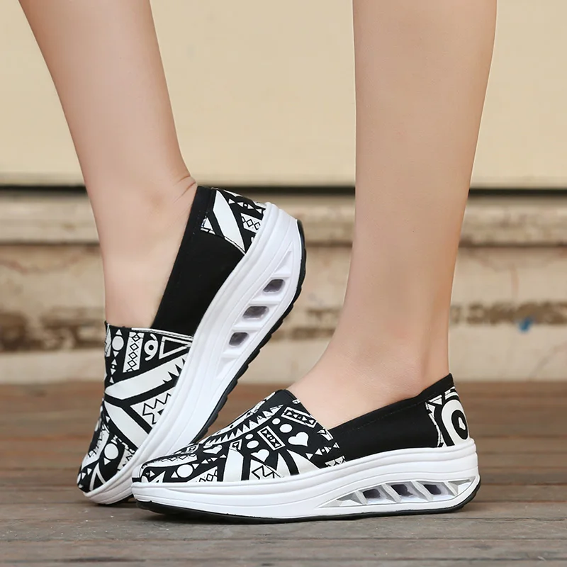 

Canvas Material Minika Shoes Breathable Lightweight Toning Shoes Sapatos Femininos Sport For Women Walking Sneakers Femme 2021