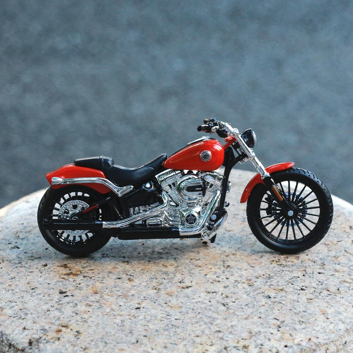 

1:18 Harley-Davidson 2016 модельная мотоциклетная модель мотоgp сувенирная игрушка Коллекционная мини-мотоцикл литой под давлением