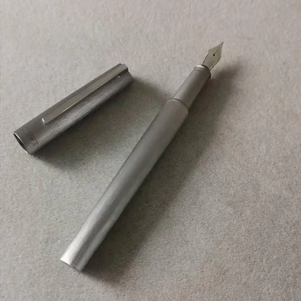LE Gray Aluminum Fountain Pen Ink Pen With F Nib Converter Pen Office school supplies penna stilografica