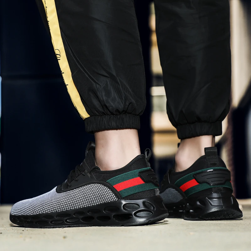 Men's Sneakers Ultralight Breathable Running Shoes Fashion Casual Sports Zapatos Super Comfortable Pop Flexible Jogging Shoes