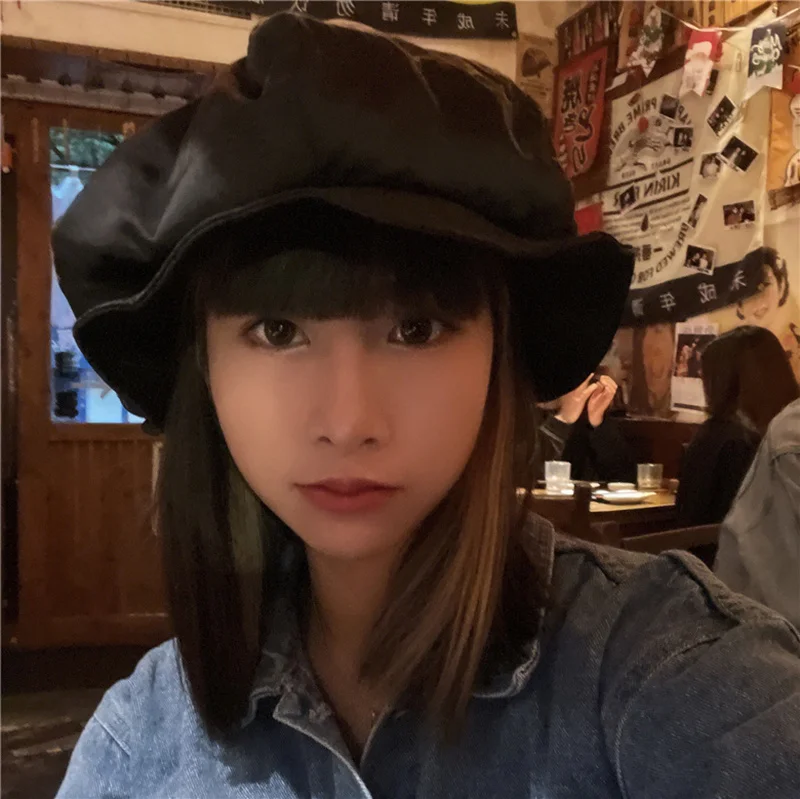 

[EAM] Women Black Pleated Big Size Fishermen Hat New Round Dome Temperament Fashion Tide All-match Spring Autumn 2021 1DD9807