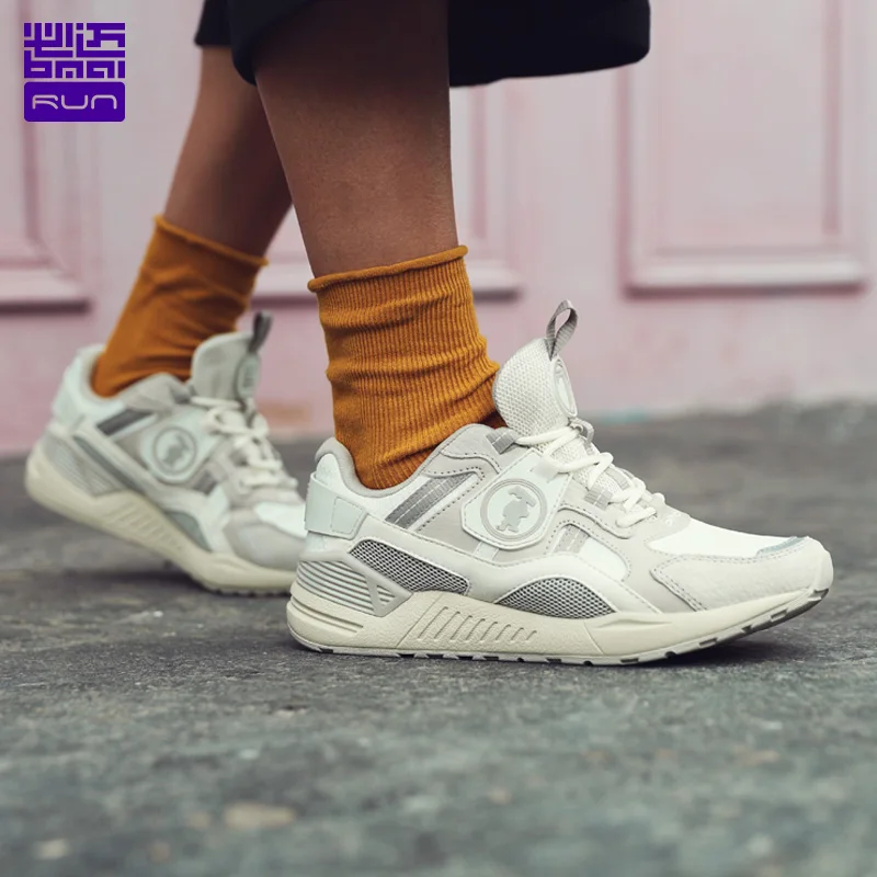 Кроссовки BMAI мужские кожаные дышащие легкие на шнуровке износостойкие для