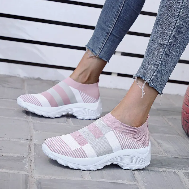 

Women's Walking Shoes Fashion Casual Sport Shoes Sneakers Autumn Platform Flat Slip-on Comfortable Outdoor