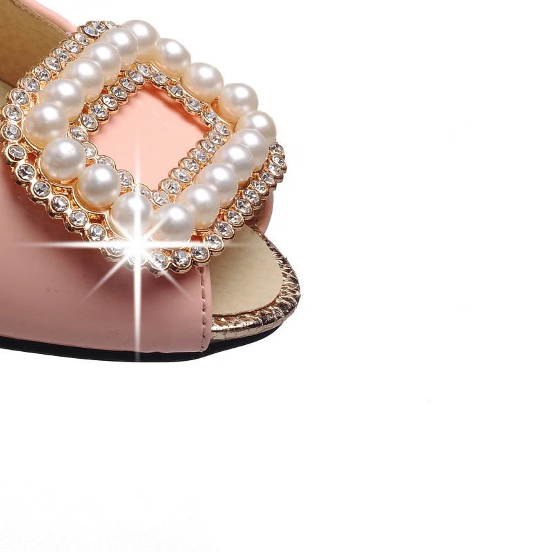 Сандалии женские на высоком квадратном каблуке босоножки с жемчугом открытым