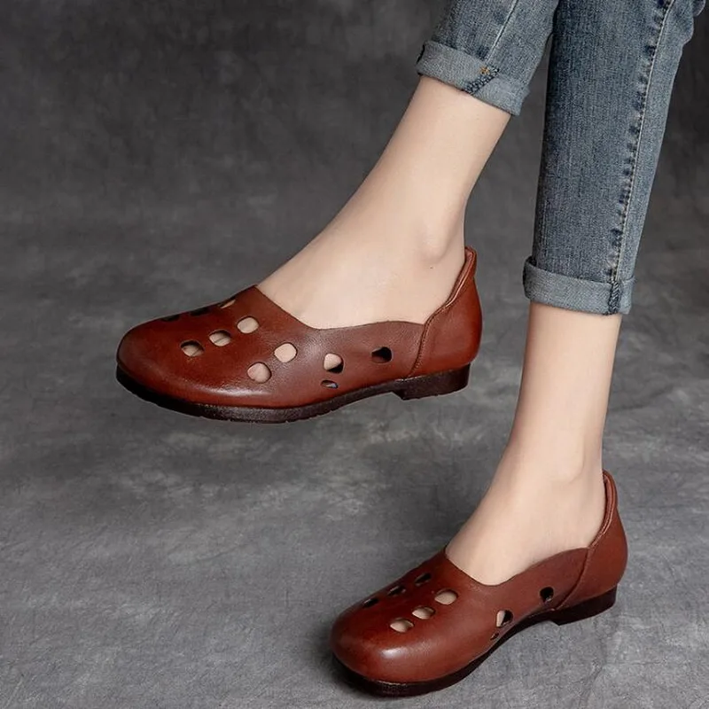 Туфли женские весенние с перфорацией в стиле ретро | Обувь