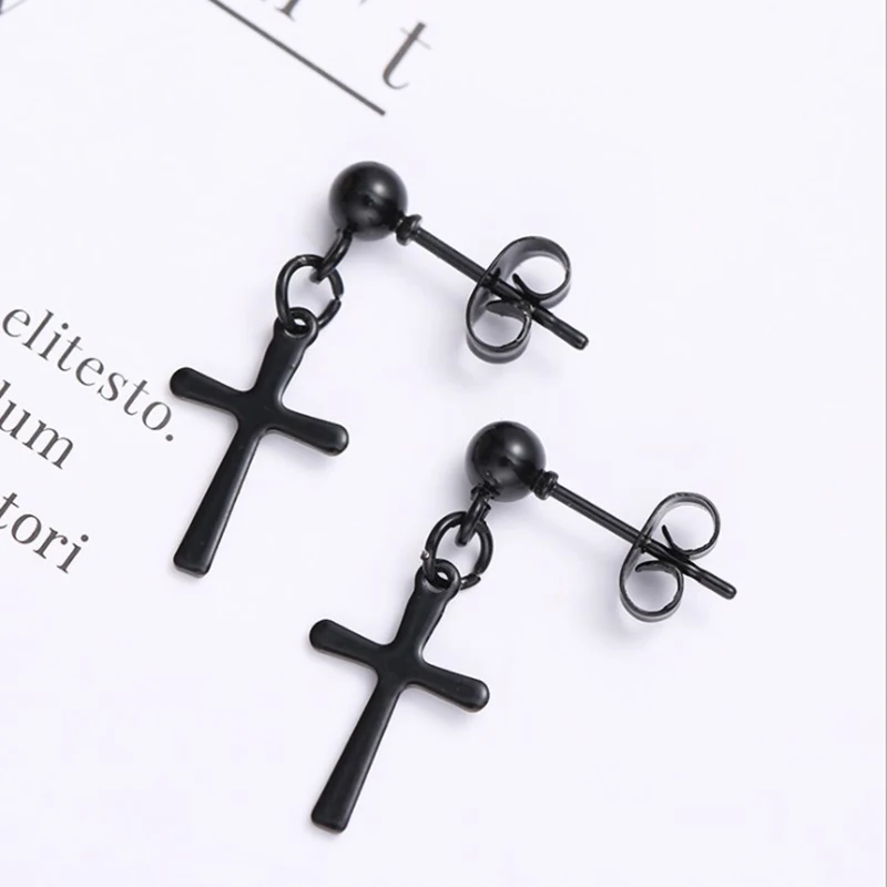 

Korean Version Simple Personality Street Fashion Black 316 Stainless Steel Allergy Cross Men And Women Punk Rock Ear Buckle