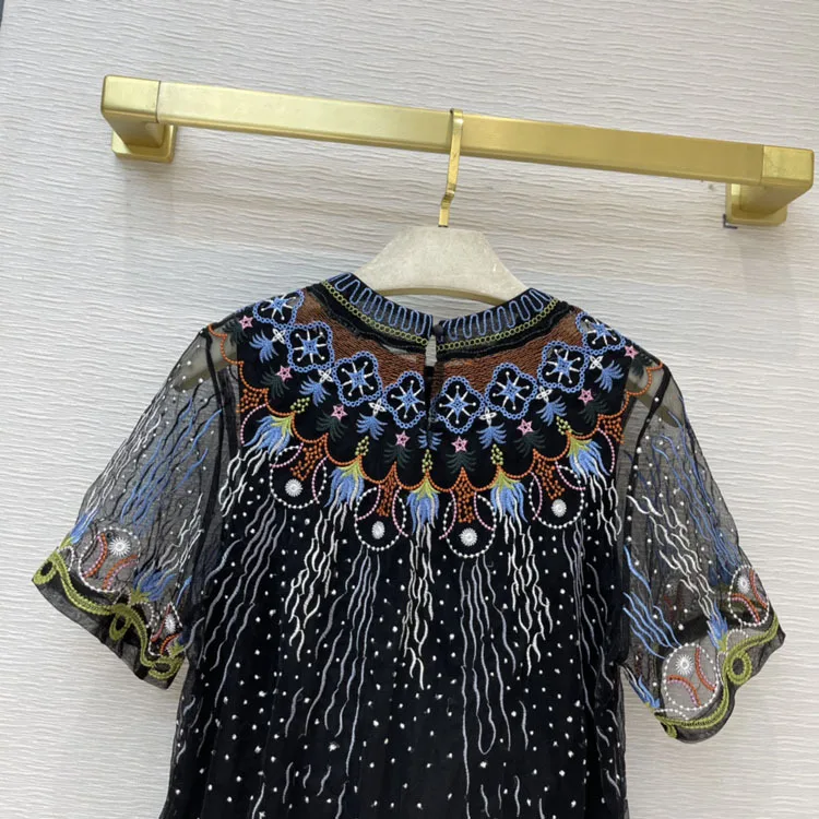 

2021 Spring Summer Floral Embroidery Blouse Luxury Brand O-neck Short Sleeve T-shirt Holiday Casual Straight Nylon Slim Blouses