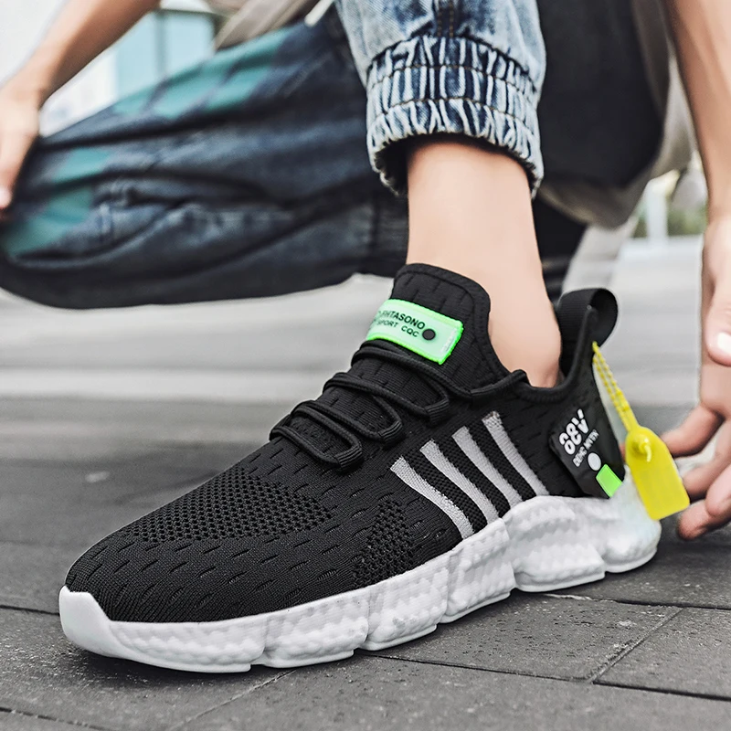 2021 Hot Sale Green Mens Running Shoes Outdoor Breathable Mesh Sneakers Men Trainning Cheap Ultralight Sports Gym Shoes Men