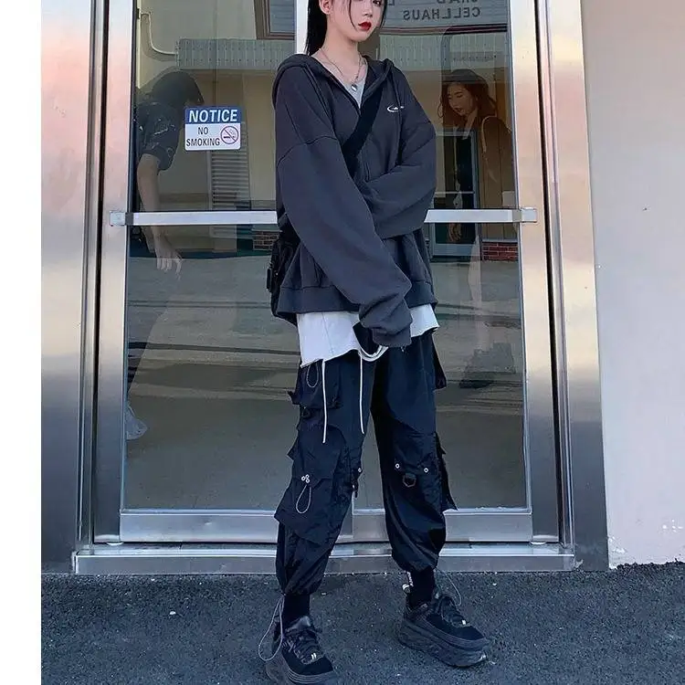 

Cool Streetwear Cargo Pants Women Casual Joggers Black High Waist Loose Female Trousers Korean Ladies High Street Pants Capri