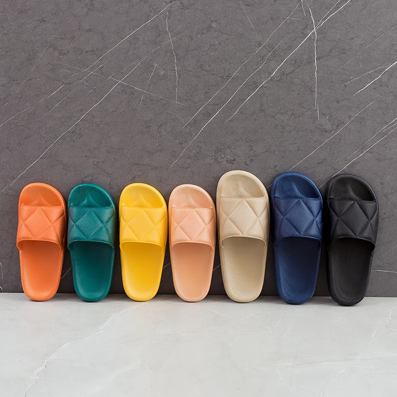 

2021 Cool Slippers Women Summer Thick Bottom Indoor Home Couples Home Bathroom Non-slip Soft Ins Tide To Wear Men Sandals