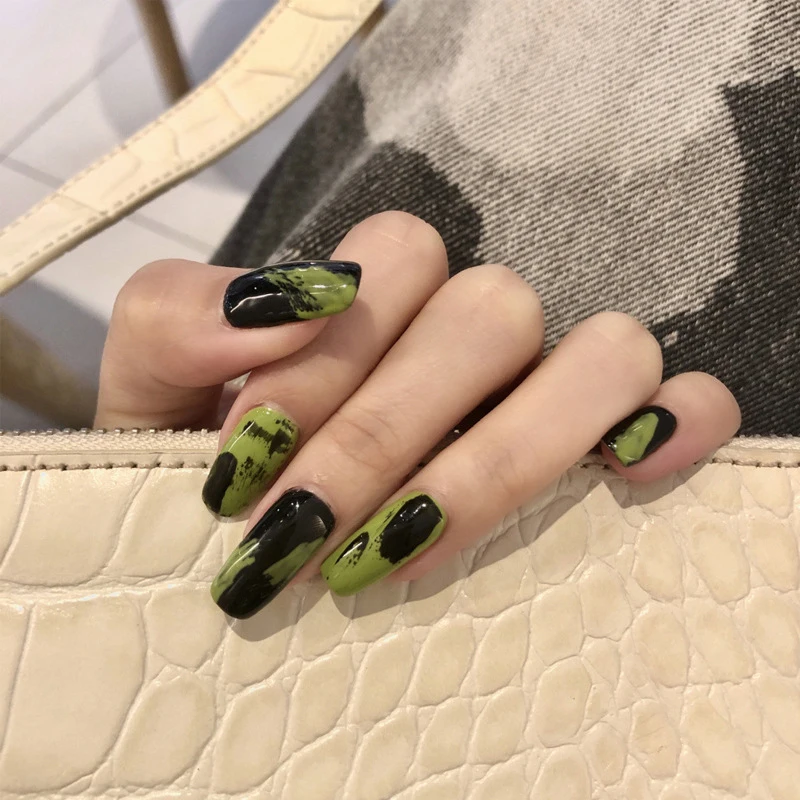 

24pcs Long Paragraph Fashion Manicure Patch False Nail Full Cover Wearable Coffin Fake Nail Matte Ballerina Art for Girls