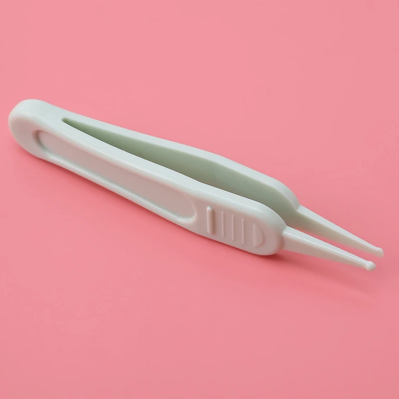 Маникюрный набор кусачки для ногтей ножницы пинцеты и пилка новорожденных