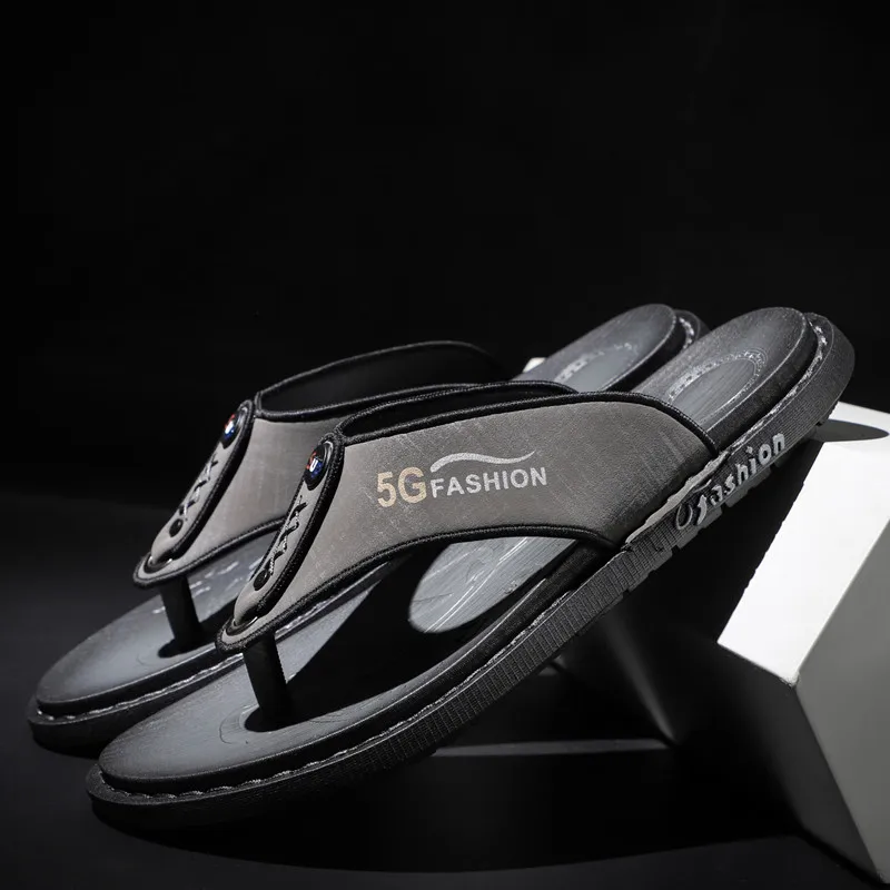 

Outdoor Bathroom Men's Summer Shoes High Quality Men Flat Slippers Designer Flip Flops For Home Wear-resistant Indoor