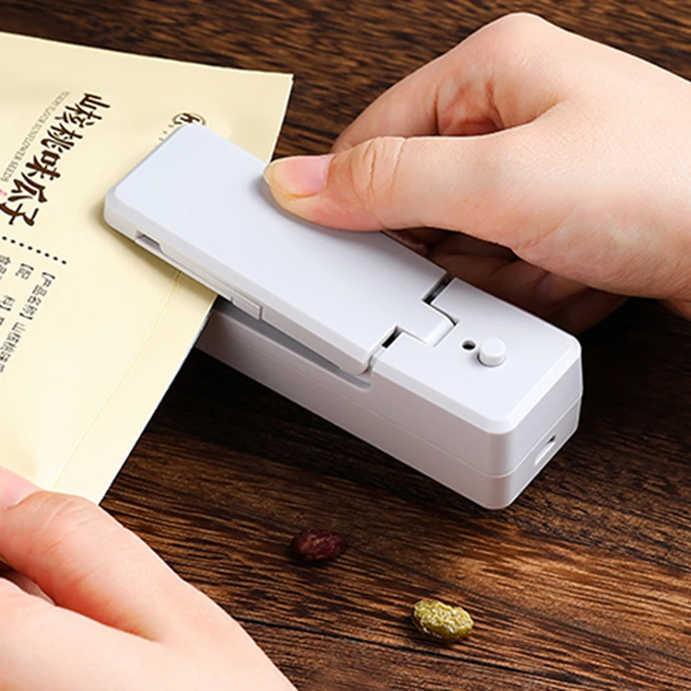 Portable Mini Sealing Machine Rechargeable Heat Sealer Plastic Handheld Food Keep-Refreshing Capper Kitchen Gadget Household | Дом и сад