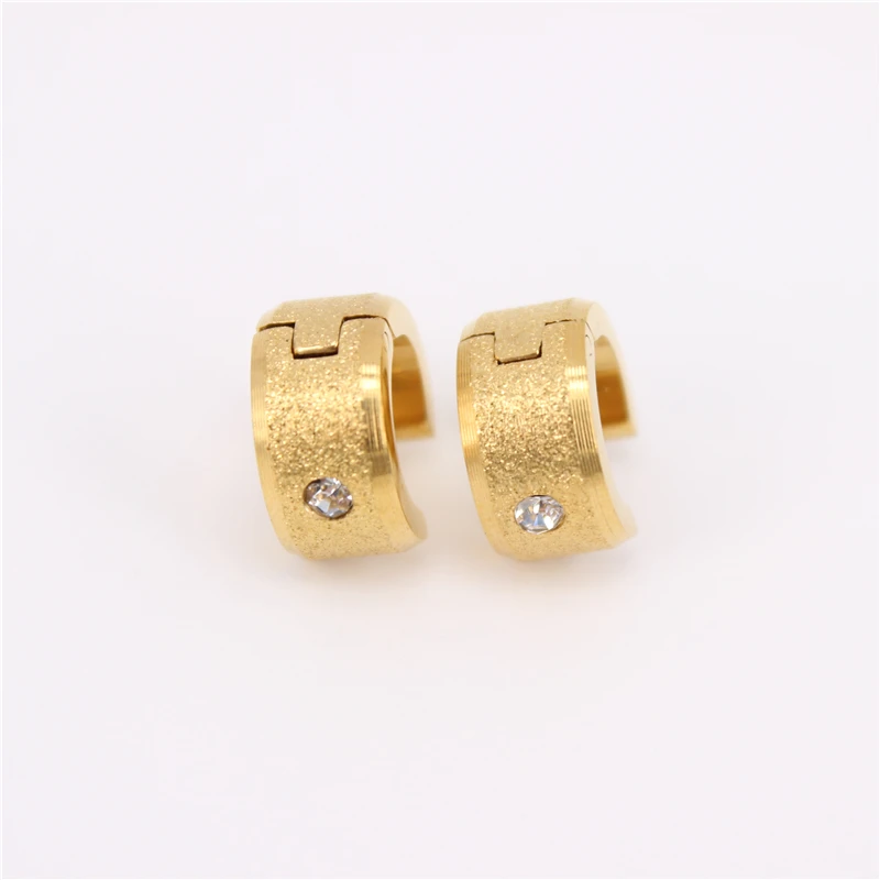 

The New 13mm exquisite hand matte Classic pop crystal Hoop earrings options Wear jewelry for all seasons Small and cute jsj25