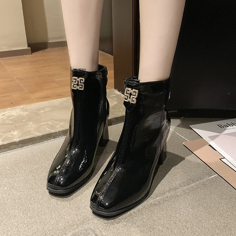 2019 г. брендовые пикантные женские ботинки модные ботильоны из лакированной кожи