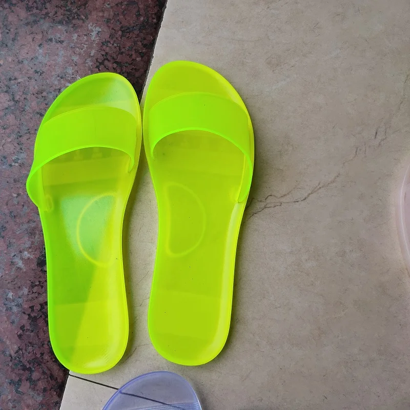 

Summer Transparent Slippers Jelly Shoes Candy Color Soft Casual Women Comfort Ladies Beach PVC Slides Female Shoes 2020 New