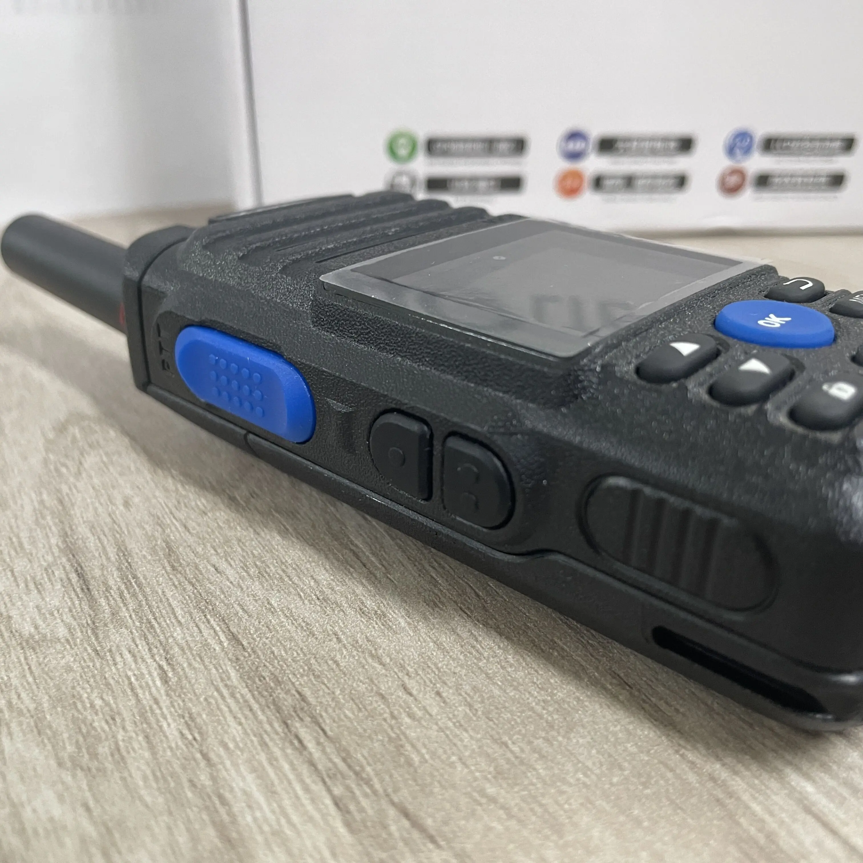 

6800mAH 4G Gps Transceiver Zello Walkie Talkie Long Range Mobile Ham POC Radio Amateur Android Walkie Talkie 50km 100 km