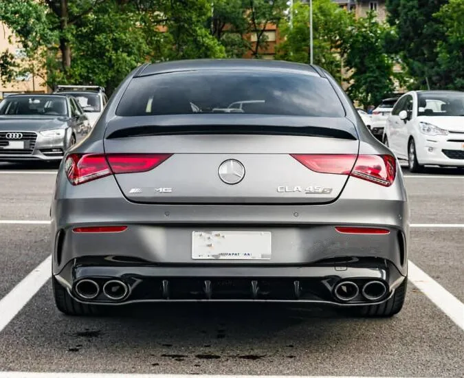 Диффузор для губ заднего бампера с наконечниками выхлопных газов ABS Mercedes Benz W118 CLA45