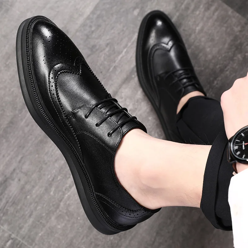 

Korean style mens casual business wedding formal dress cow leather brogue shoes carved bullock shoe black brown sneakers zapatos