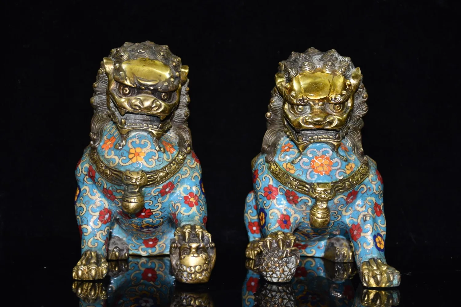 

9"Tibetan Temple Collection Old Bronze Cloisonne Gilt Lion statue Gatekeeper lion A pair Ornaments Town House Exorcism