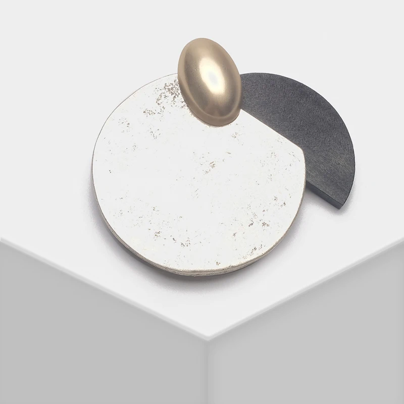 

F18 Amorita boutique Retro matte matte matte patchwork geometric brooch
