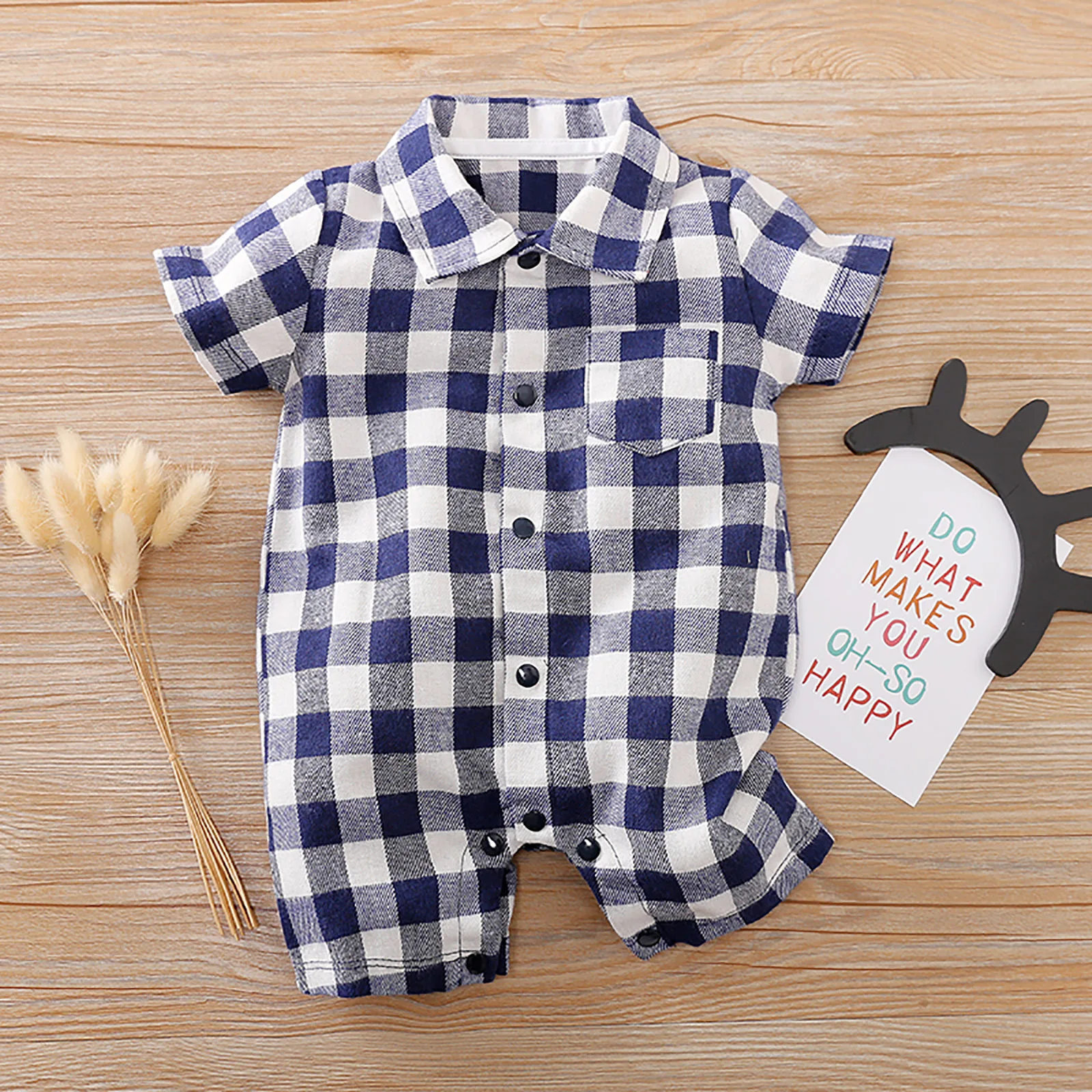 

Newborn Baby Girls Boys Lapel Classic Plaid Romper Fashion Short Sleeve Pocket Buttons One Pieces Jumpsuits for Infant Girls Boy