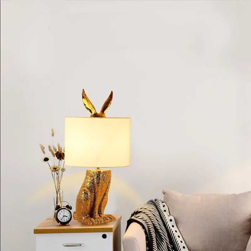 Золотая настольная лампа в форме кролика спальня гостиная офис студия кровать