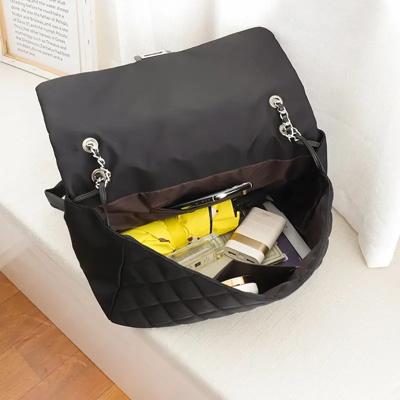 

Women Messenger Bags Flap Crossbody Bags for Girls Large Capacity Handbags Luxury Brand Female Vintage Shoulder Bag Sac A Main