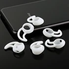 Защитный силиконовый чехол-крючок для наушников AirPods, противоскользящий, 1 пара