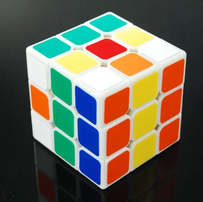 

Magic Cube Puzzle Speed Cube 3x3x3 Dayan World Record Competition White Edge Cube Home Games for Children