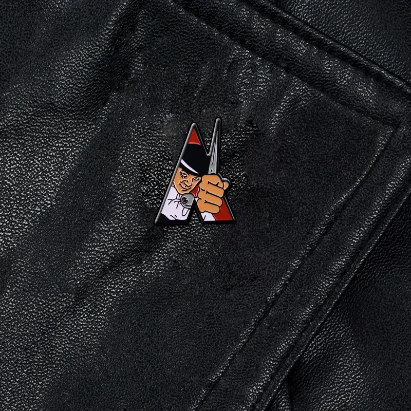 Заводной оранжевый Алекс с ножом бейдж Kubrick пленка Логотип Эмаль Булавка Sourpuss